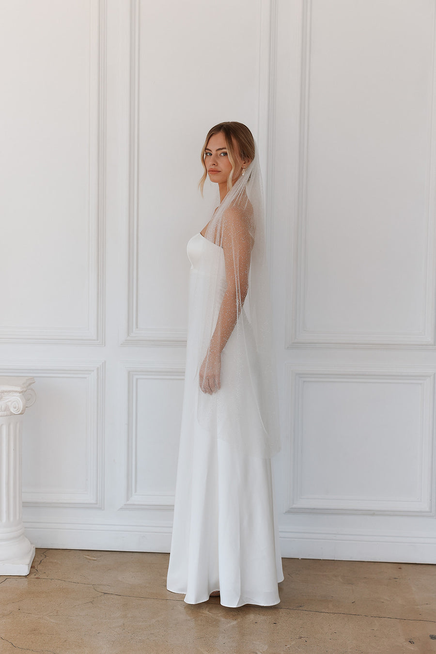 Candlelight Sparkle Veil