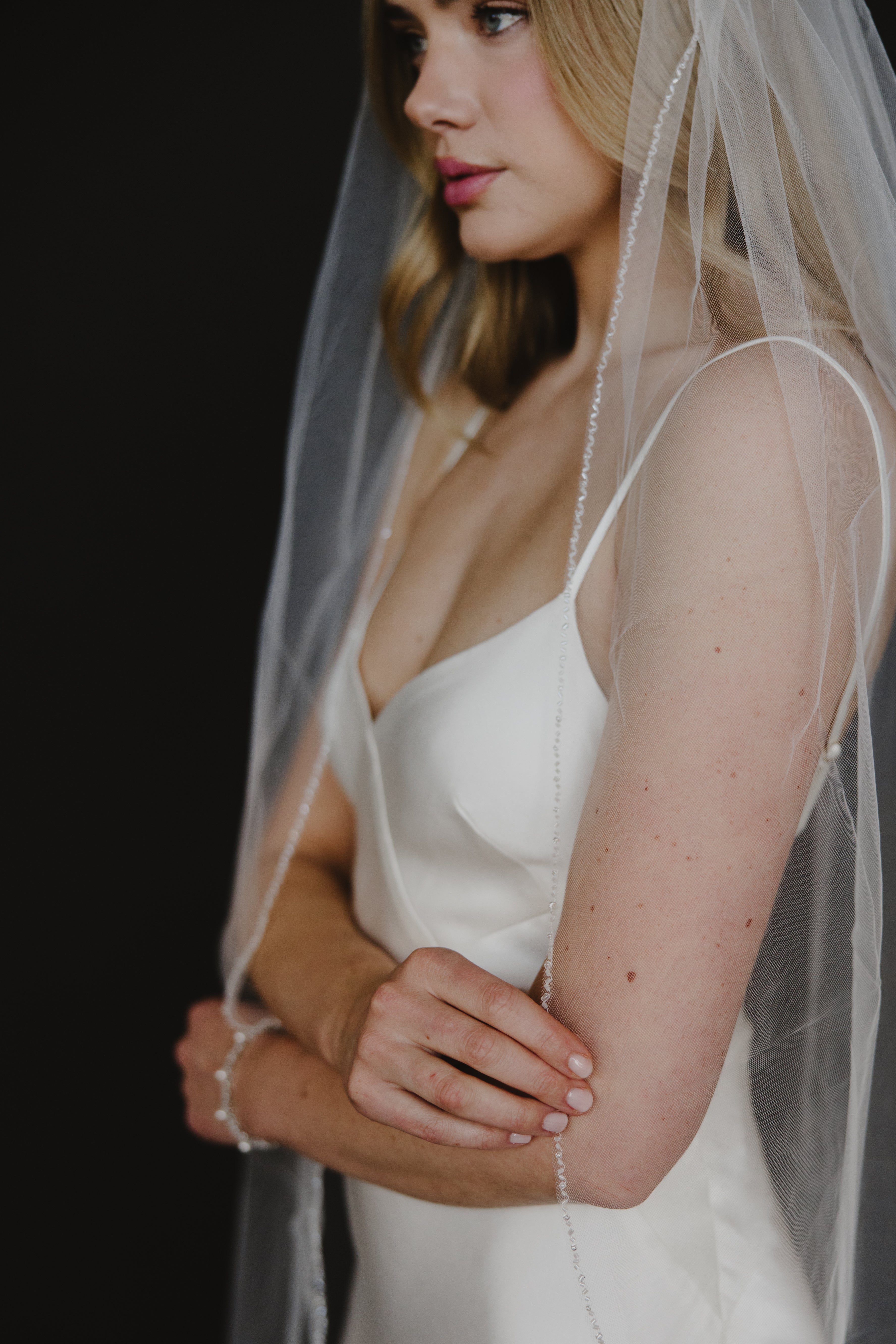 Dylan Veil – Untamed Petals