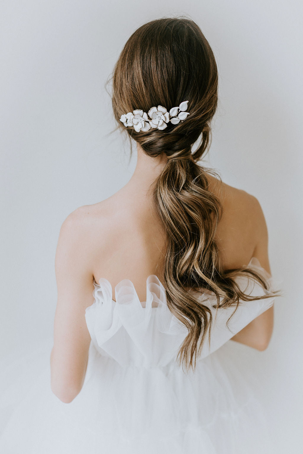 Priscilla Comb – Untamed Petals display picture 1