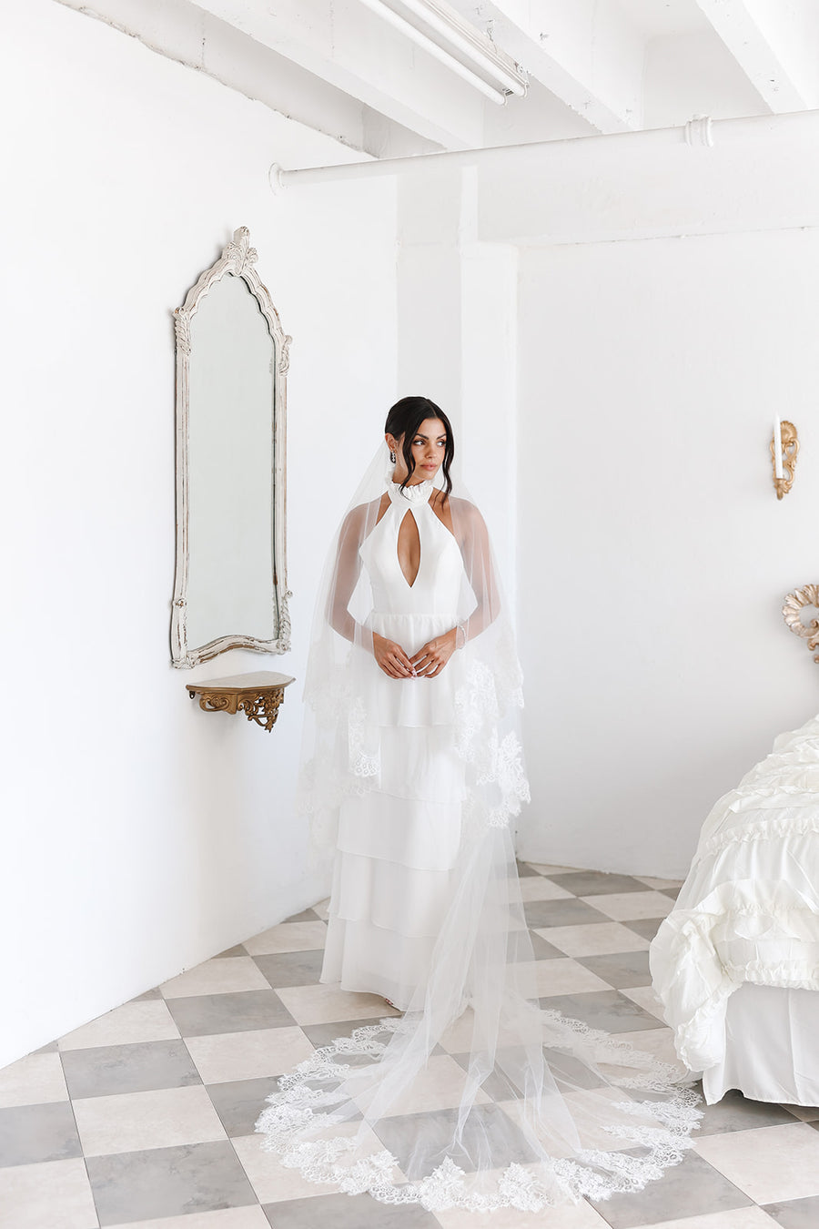 Laurence Lace Veil - SAMPLE SALE