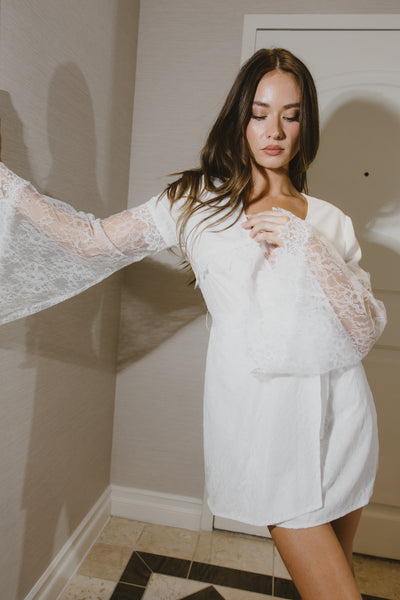 Alice Lace Robe
