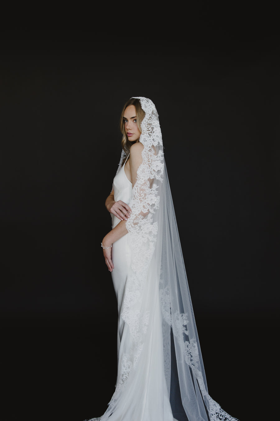 Amanda Mantilla Veil