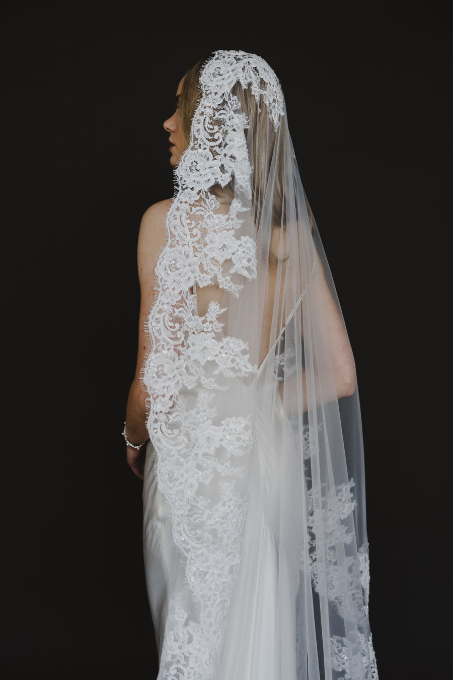 Amanda Mantilla Veil