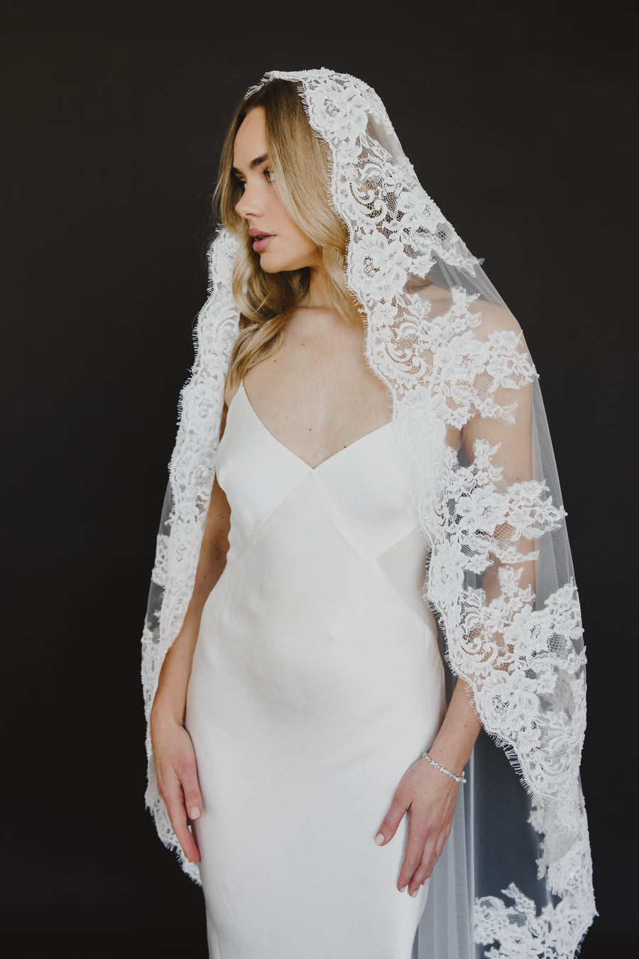 Amanda Mantilla Veil