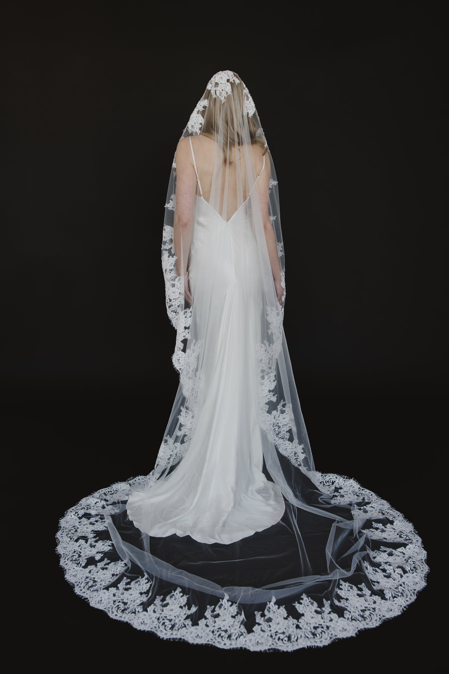 Amanda Mantilla Veil