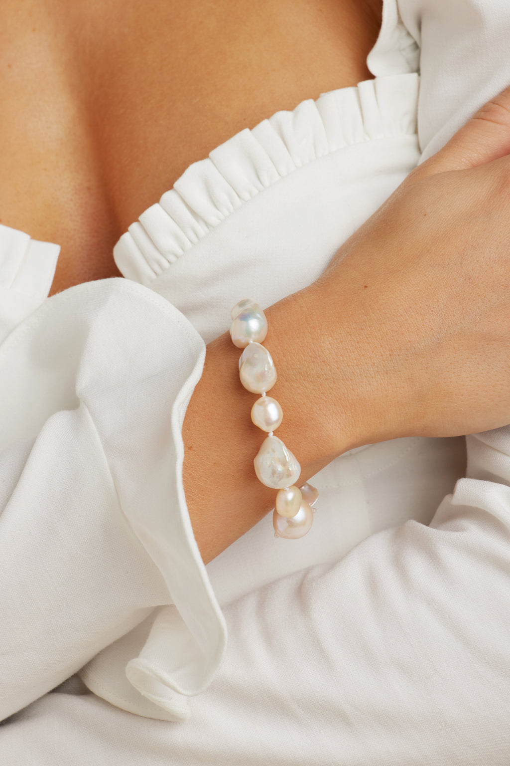 Baroque bracelet discount