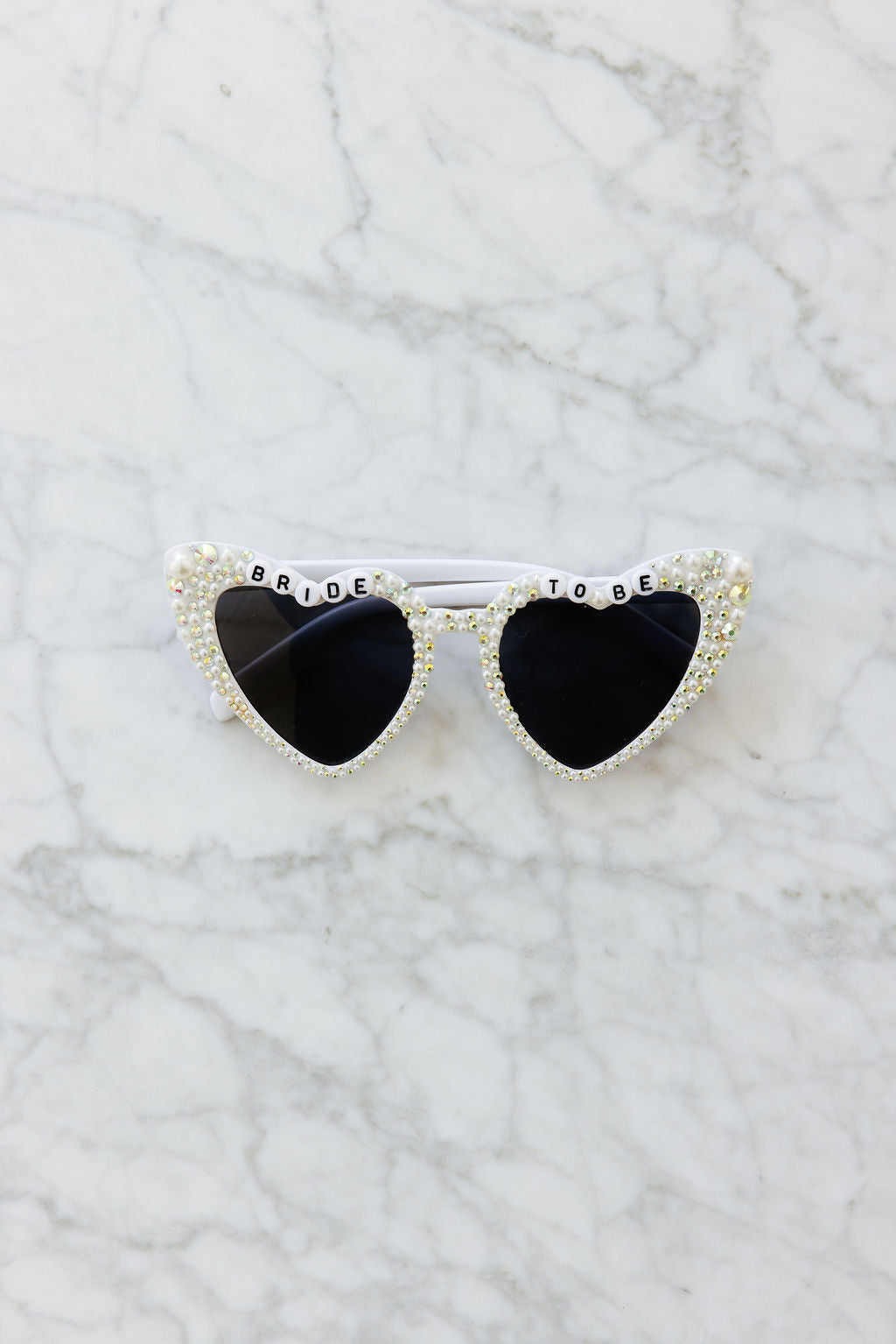sheller ダイヤビジューフーディー Bride To Be Sunnies – Untamed Petals