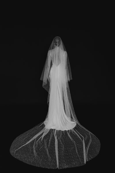 Candlelight Sparkle Veil