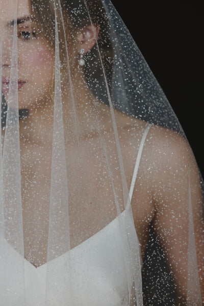 Candlelight Sparkle Veil