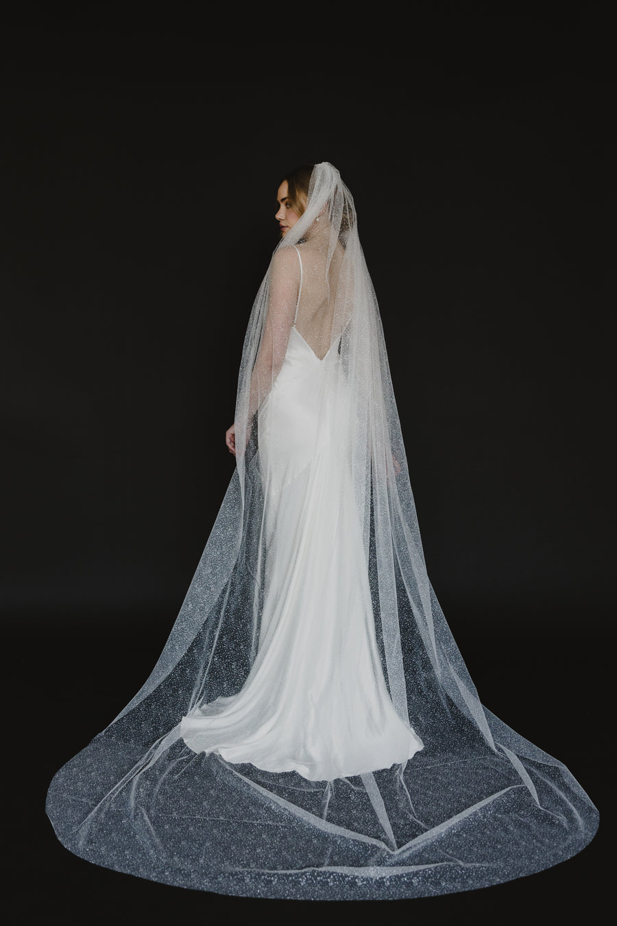 Candlelight Sparkle Veil