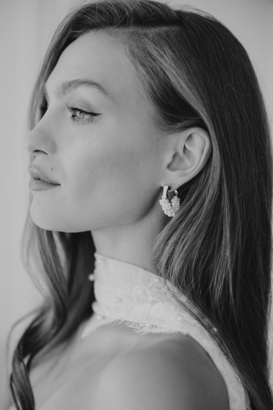 Chateau Pearl Hoops