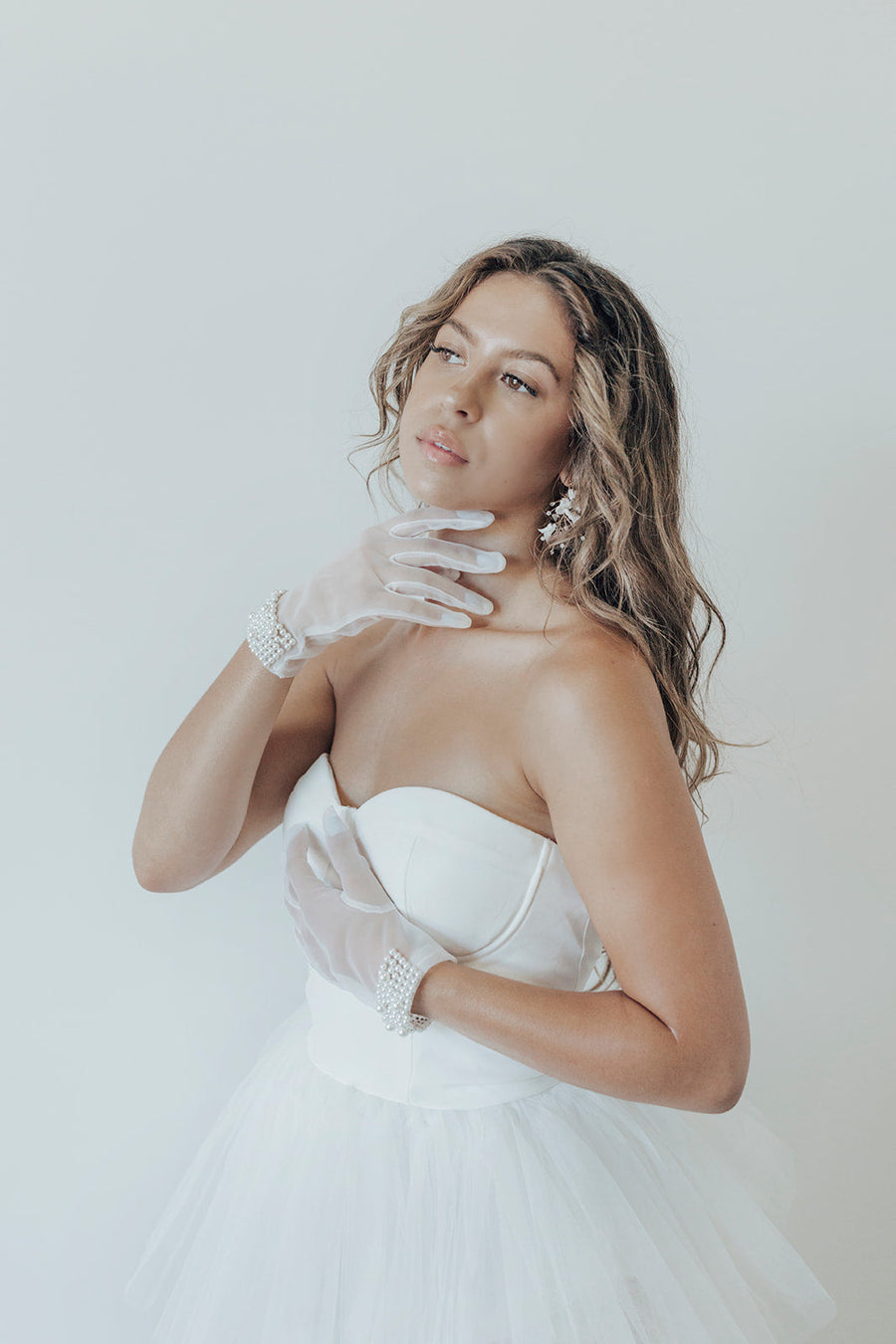Rome - Bridal Gloves