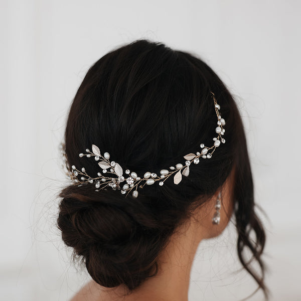 Harlow Pearl and Crystal Hair Vine – Untamed Petals display picture 3