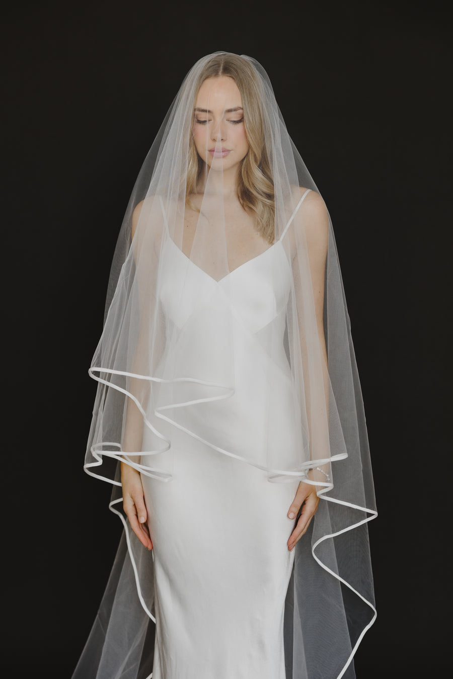 Hollister Veil