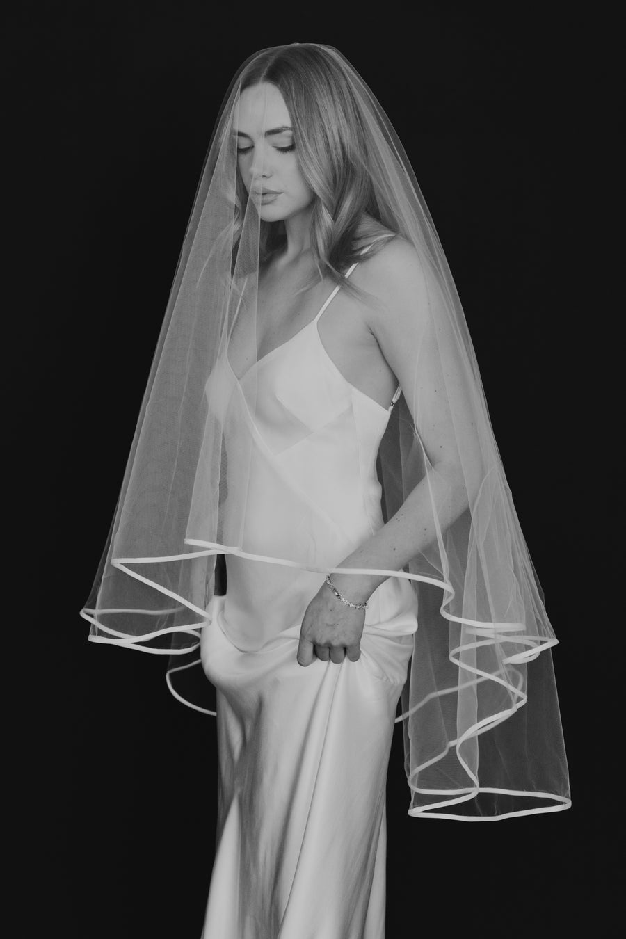 Hollister Veil