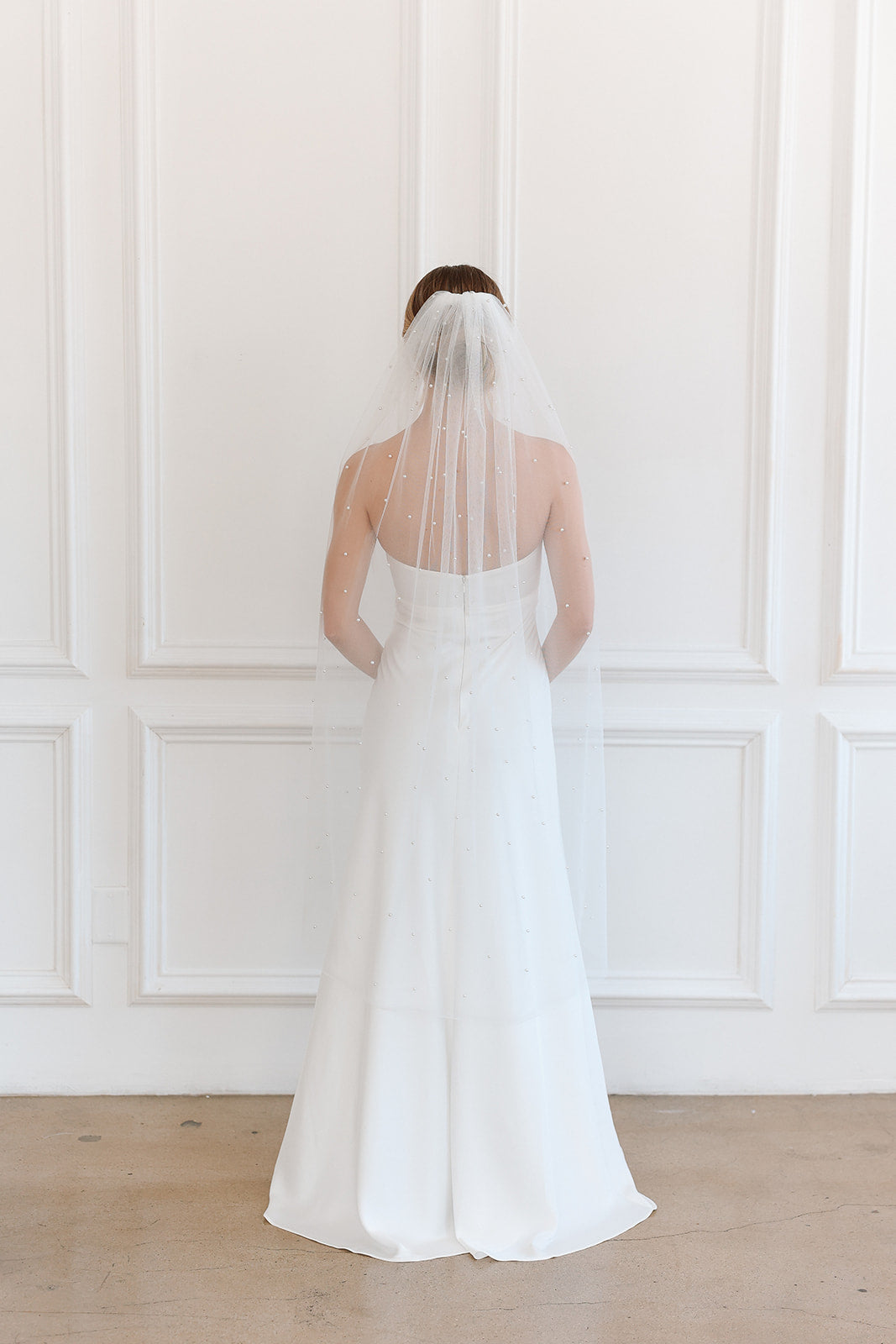 Jackson Veil – Untamed Petals