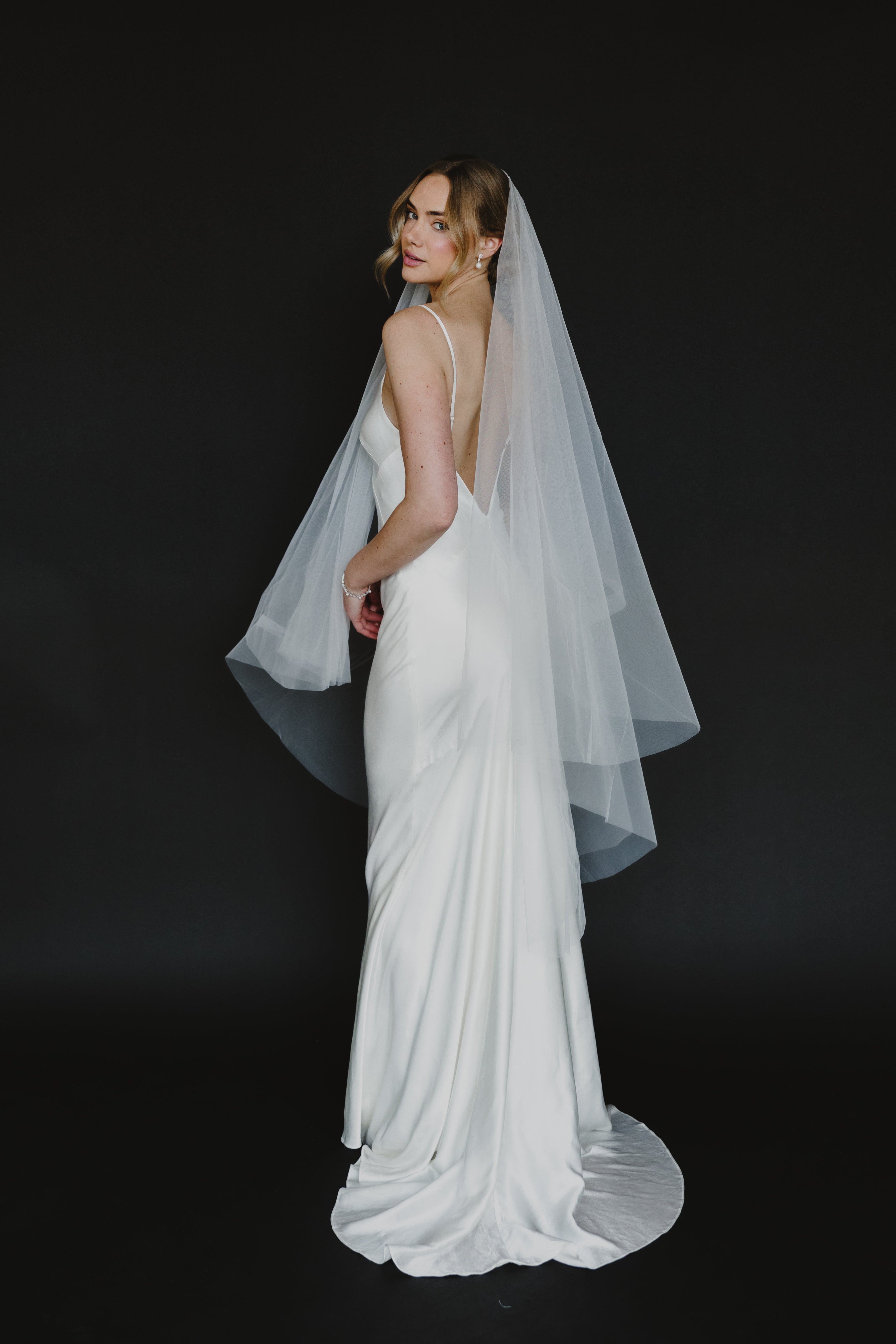 Jasmine Veil – Untamed Petals