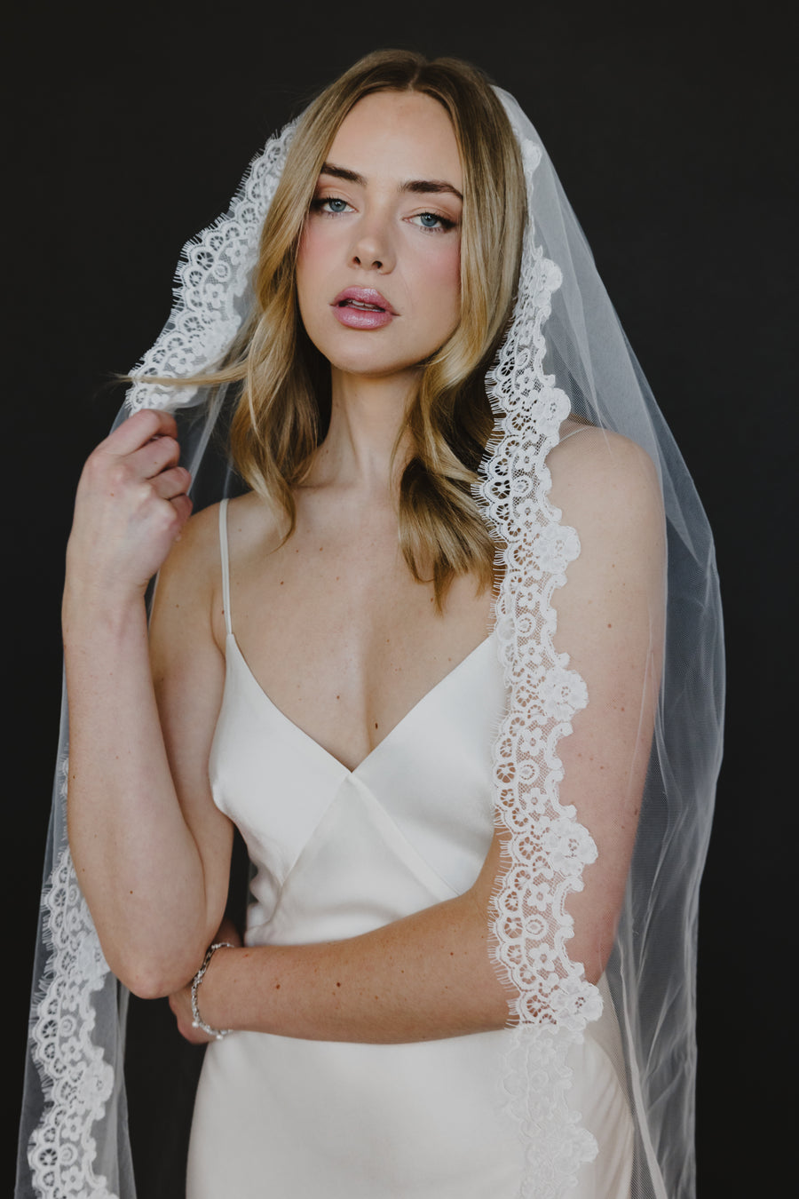 Khari Veil