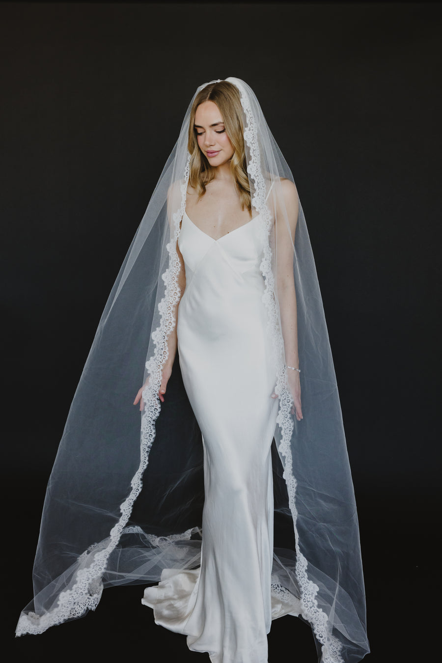 Khari Veil