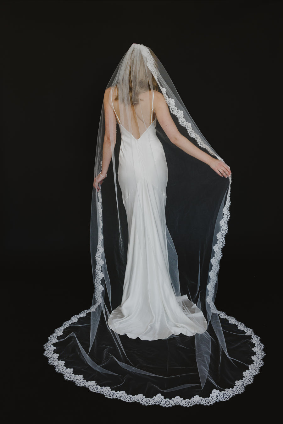 Khari Veil