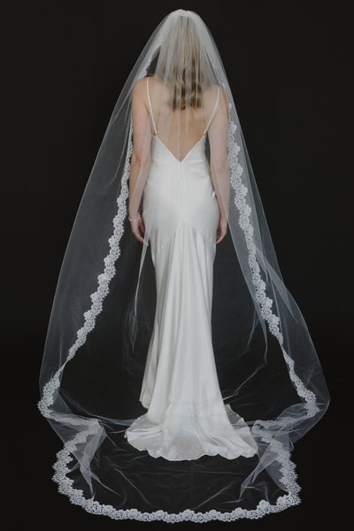 Khari Veil