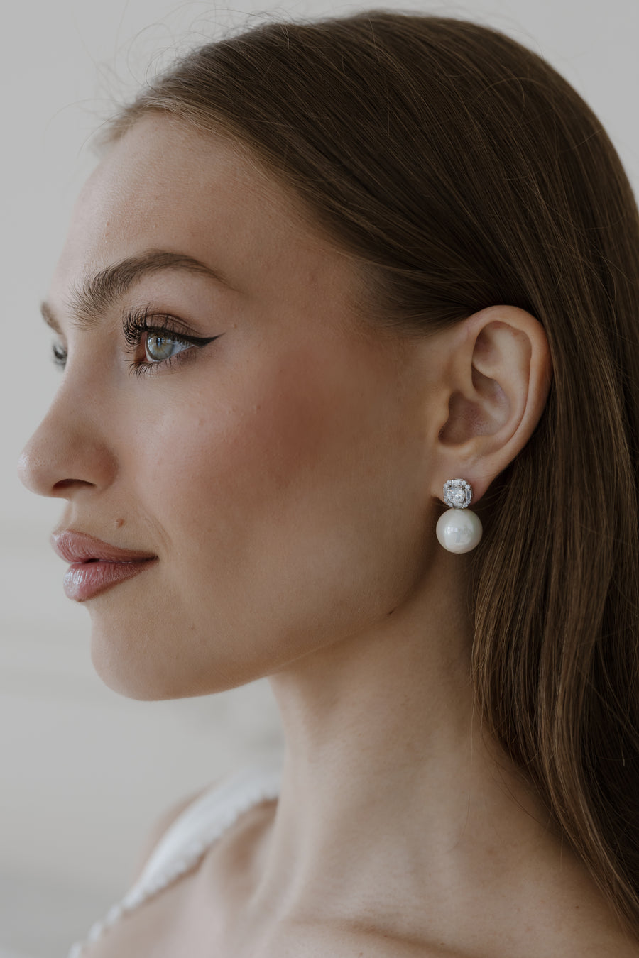 Kit Pearl and Crystal Earrings