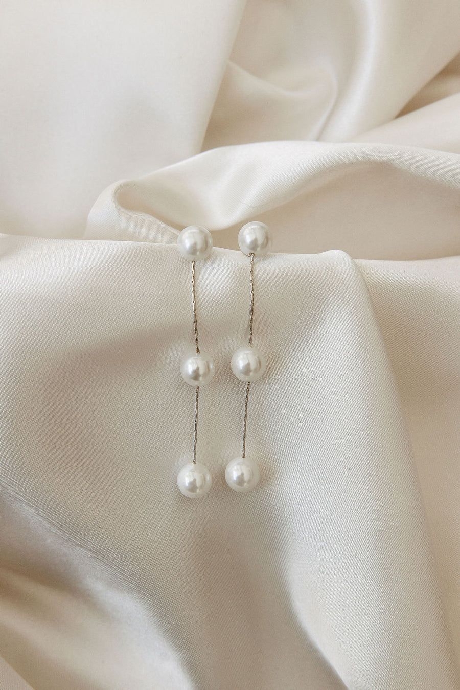 Lilly Pearl Drop Earrings