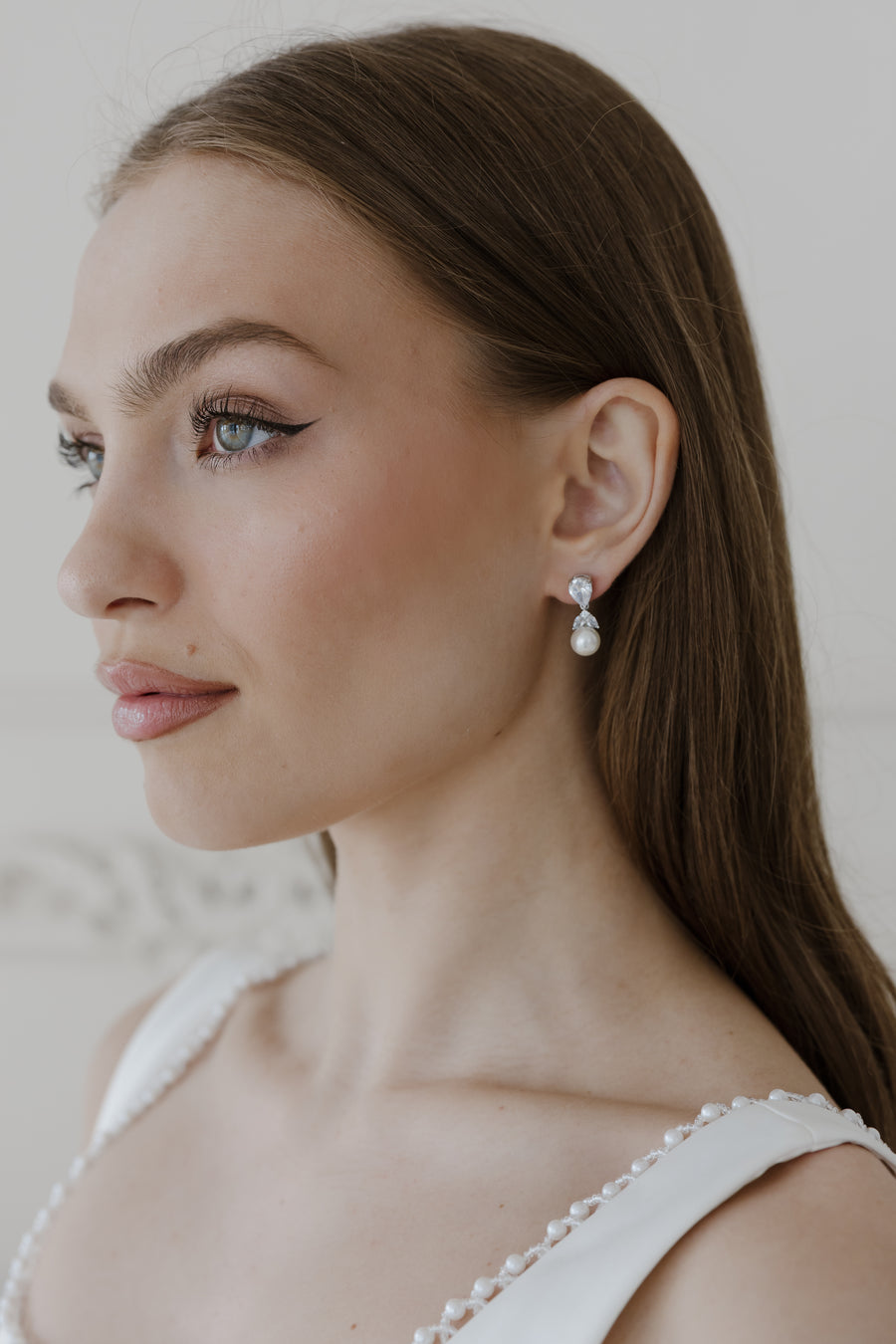 Lumi Pearl and Crystal Earrings