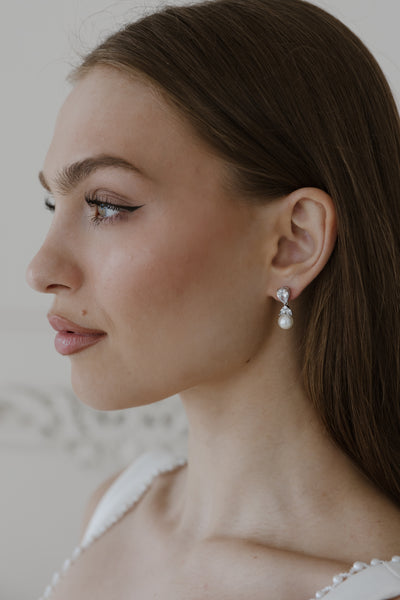 Lumi Pearl and Crystal Earrings