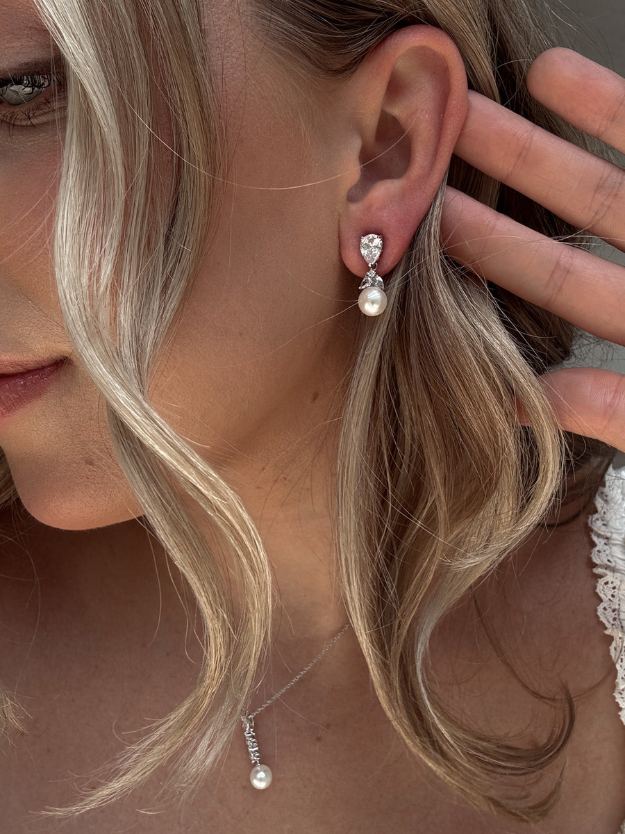 Lumi Pearl and Crystal Earrings