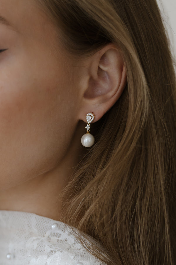 Melody Pearl Drop Earrings