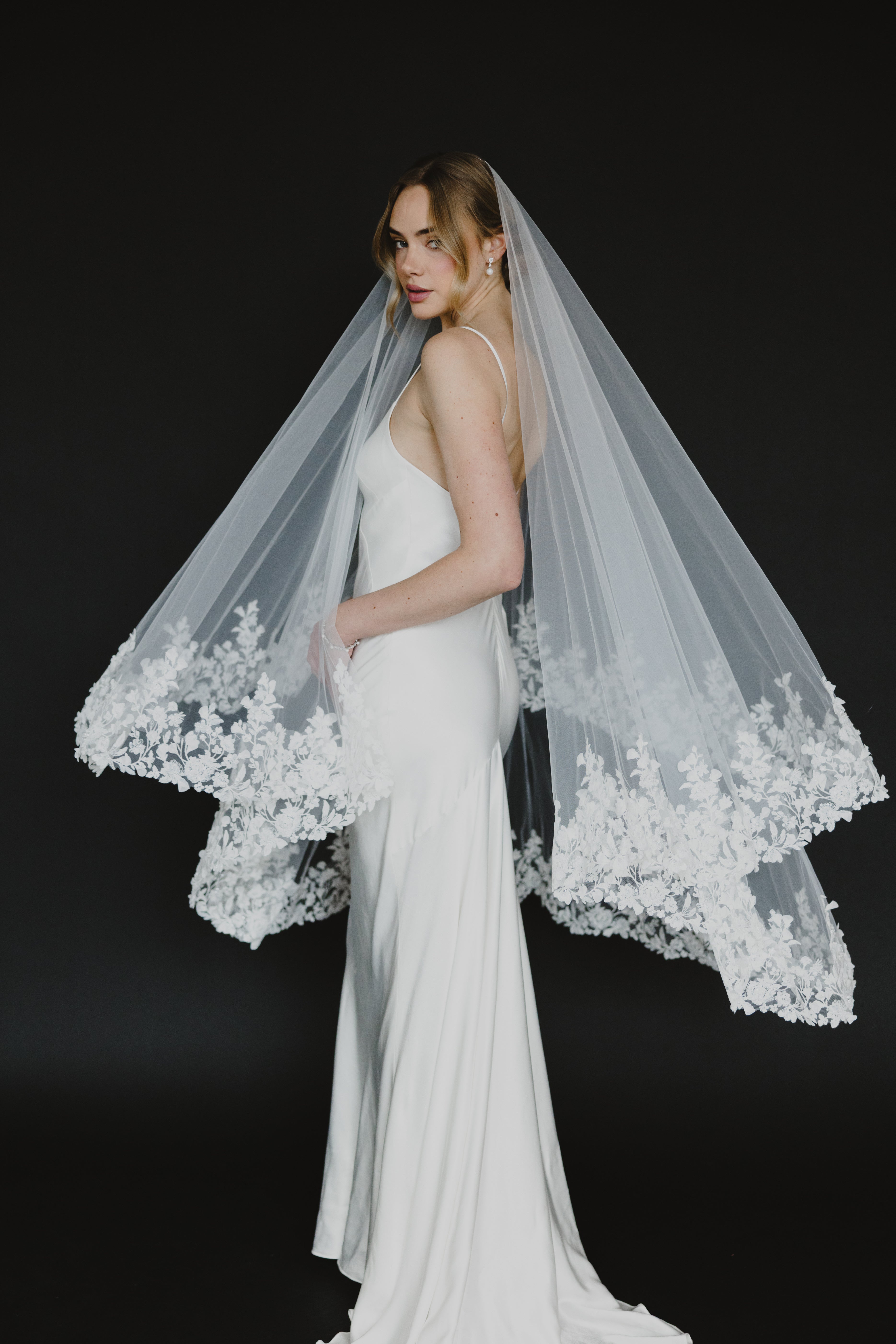Posie Veil – Untamed Petals
