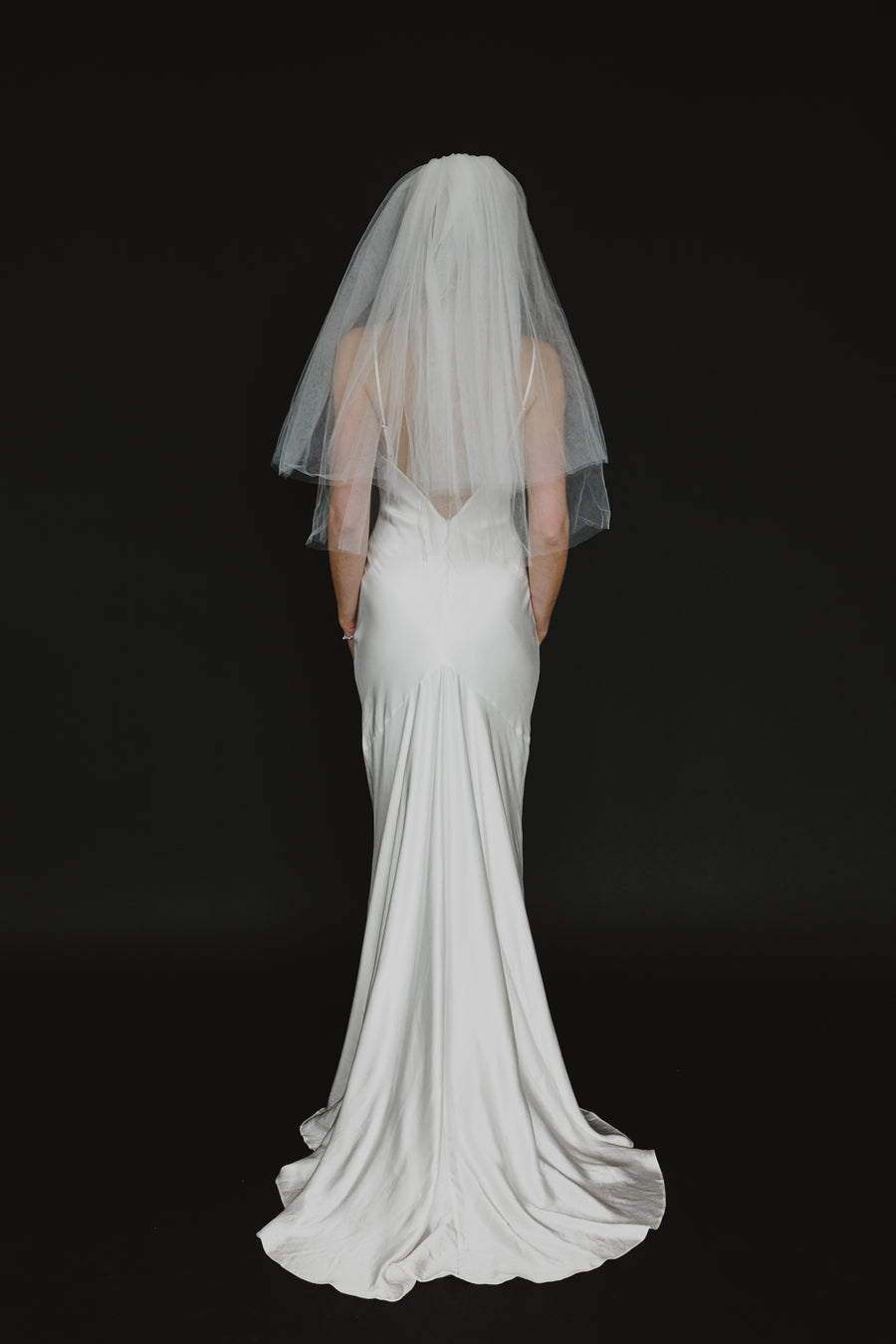 Revelle Elbow Veil