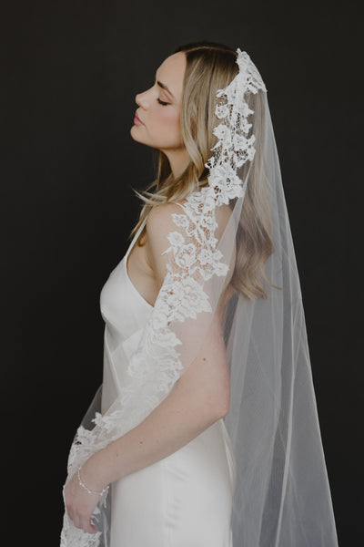 Tatum Mantilla Veil