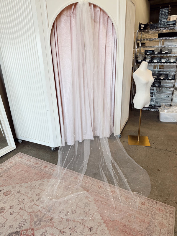 Modern Pearl Veil  - SAMPLE SALE