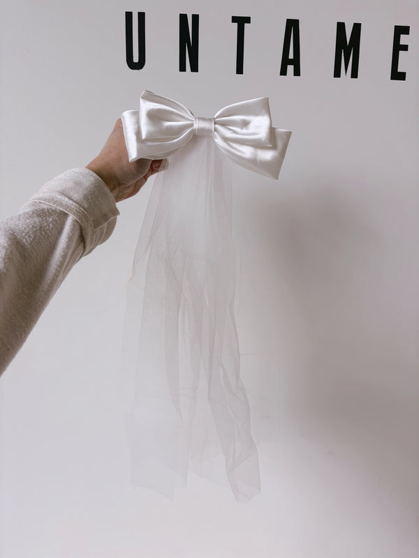 June Bow Veil - SAMPLE SALE