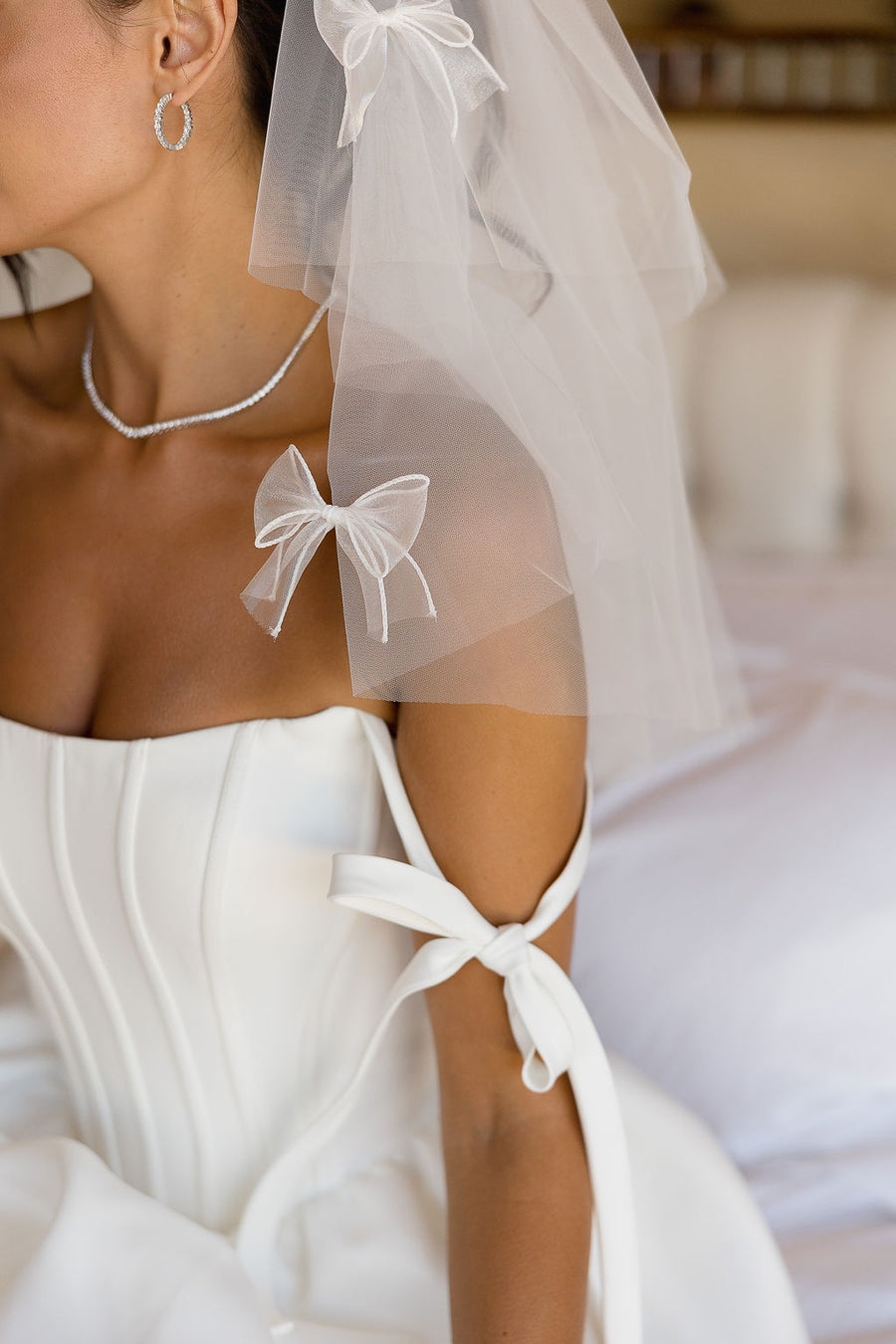 Tie the Knot Mini Veil
