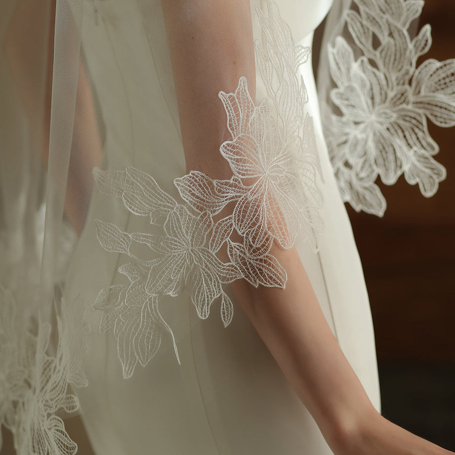 Lacey Bridal Veil