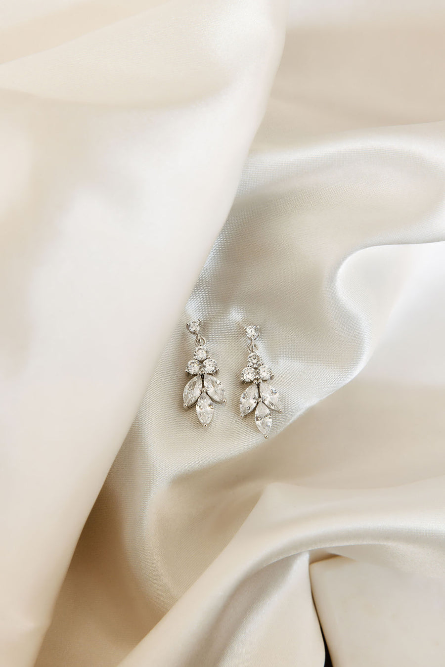 Vania Crystal Earrings