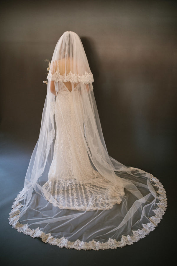 Lacey - Veil 011