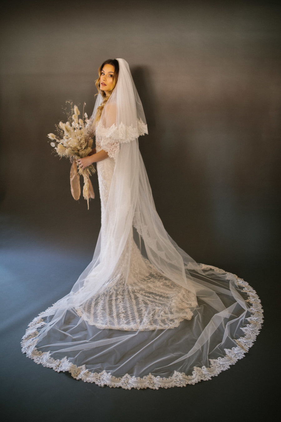 Lacey - Veil 011