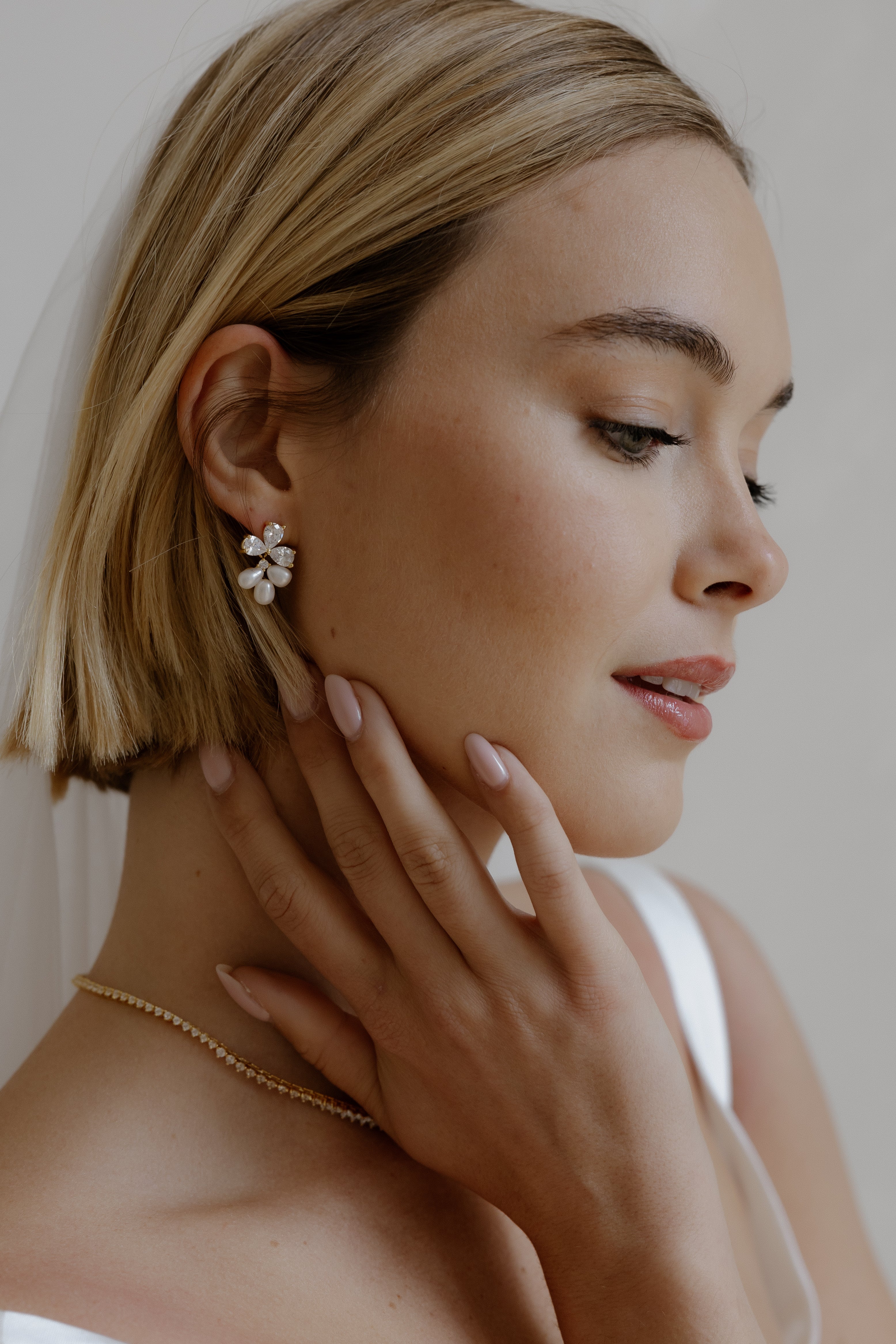 Windsor Pearl Drop Earrings – Untamed Petals