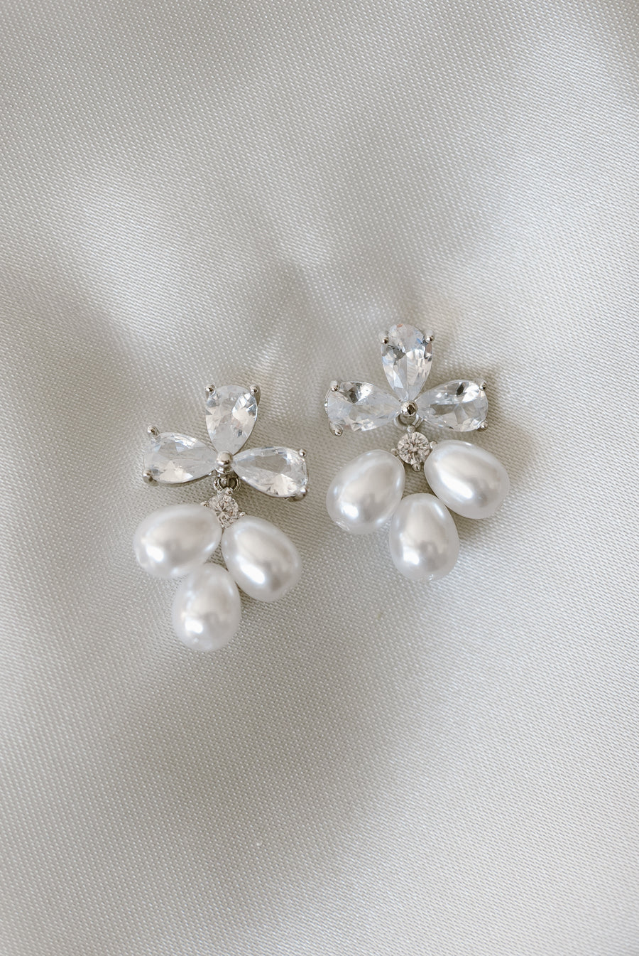 Windsor Pearl Drop Earrings