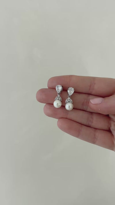 Lumi Pearl and Crystal Earrings