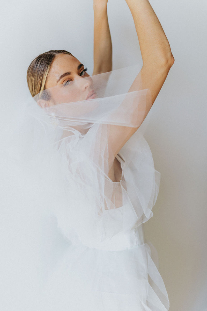 45 Pretty Mini Veils To Complete The Bridal Look - Weddingomania