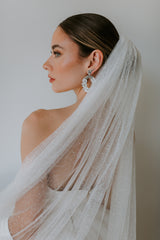 Candlelight Sparkle Veil