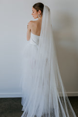 Candlelight Sparkle Veil