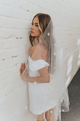 Daisy Veil