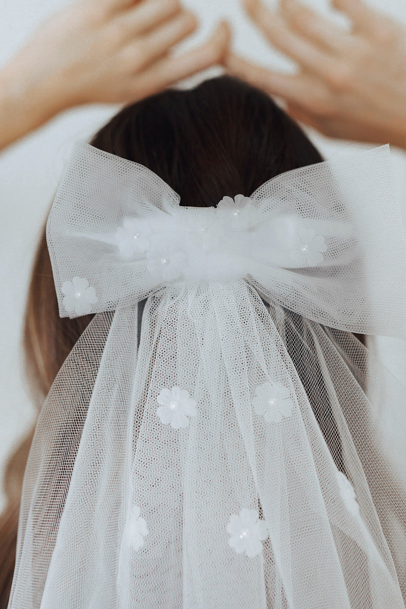 Darla Mini Bow