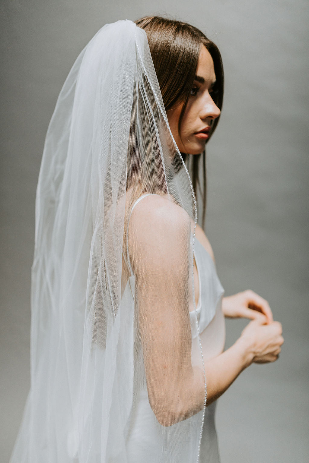 How to Style a Veil with a Comb – Untamed Petals